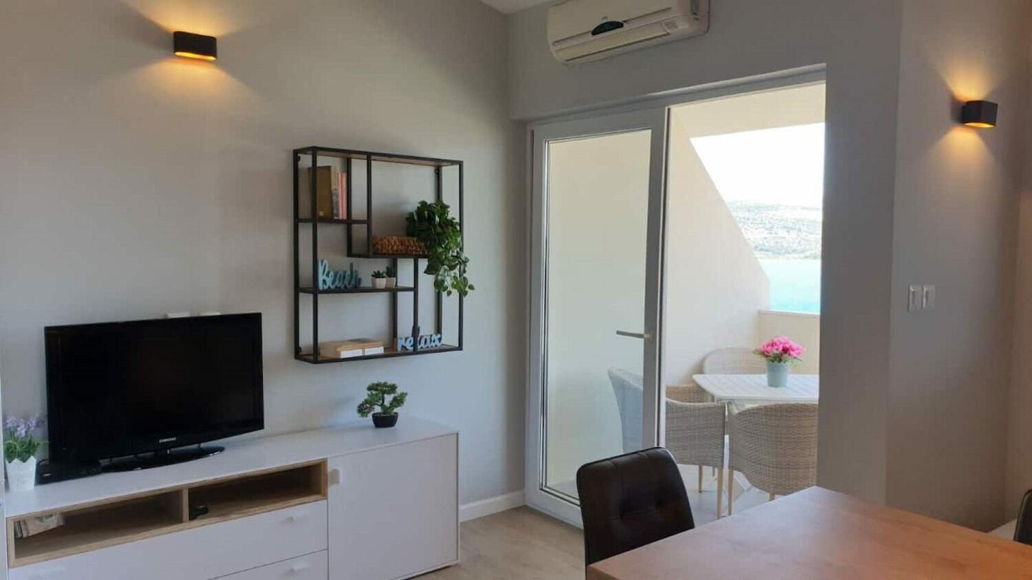 Apartments The View - Close To The Beach & Parking Trogir Exterior photo